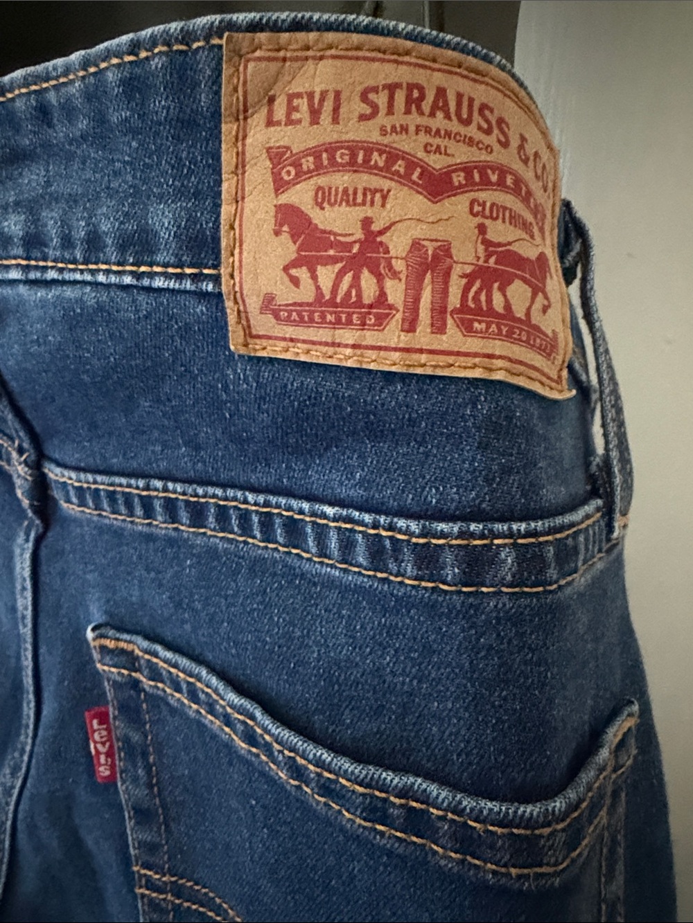 Levi’s Flare Jeans - Picture 7 of 9